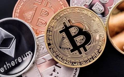 比特币开盘价是多少 - 比特币当时开盘价多少）